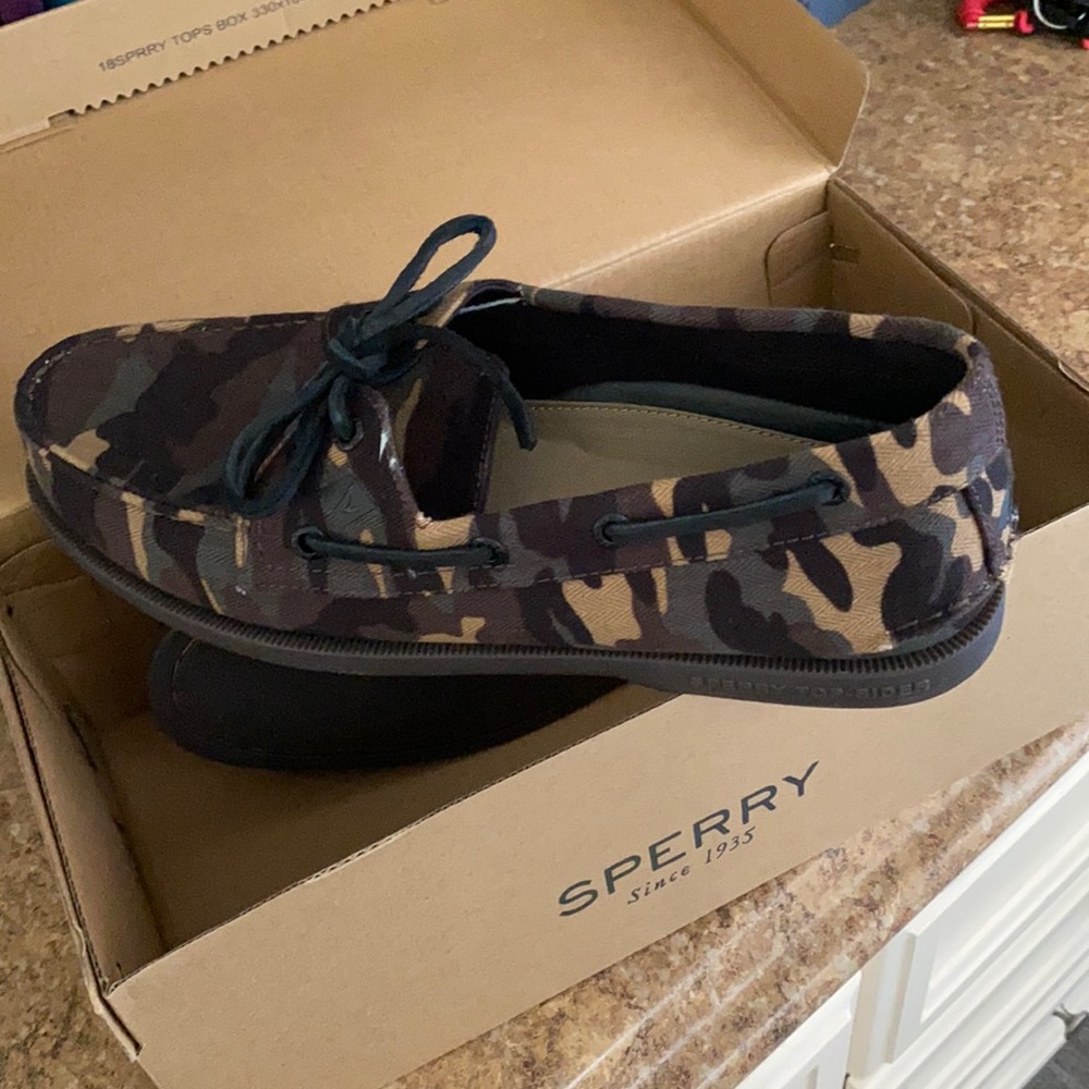 Brand new men’s sperry top siders
